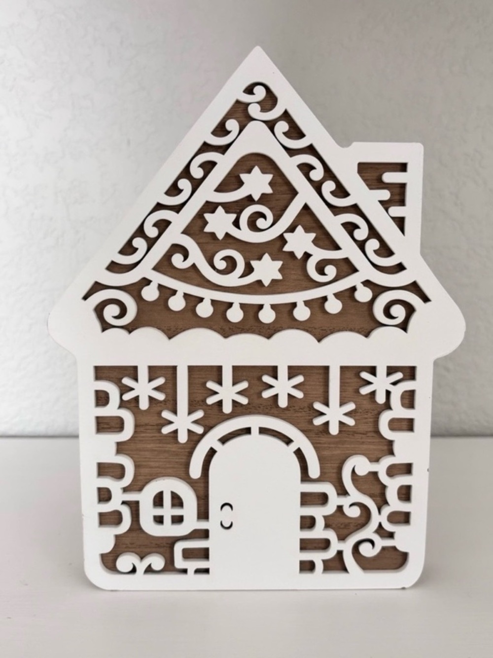 QUILL to PAPER Gingerbread House Standing Sign NWT